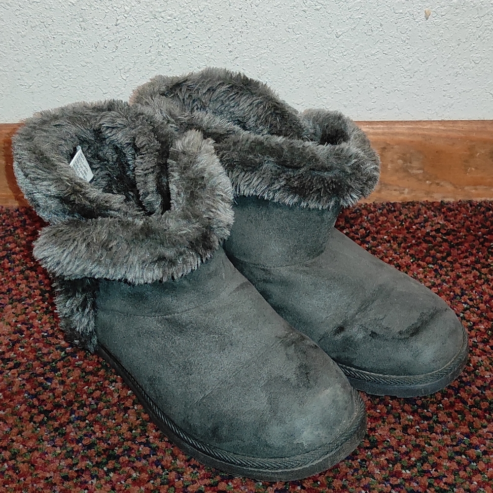 Snow Boots
